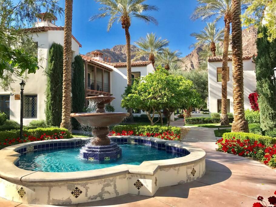 Resort King Studio With Private Balcony 064622 La Quinta Bagian luar foto
